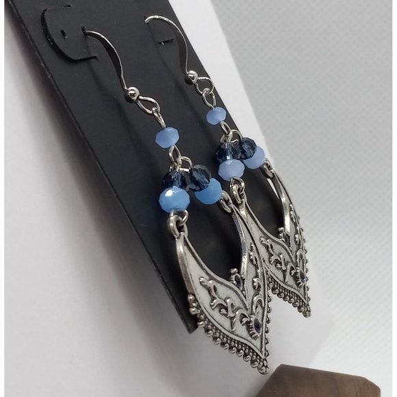 New INC International Concept Statement Dangle Blue Silver Tone Pierced Earrings - Picture 2 of 5